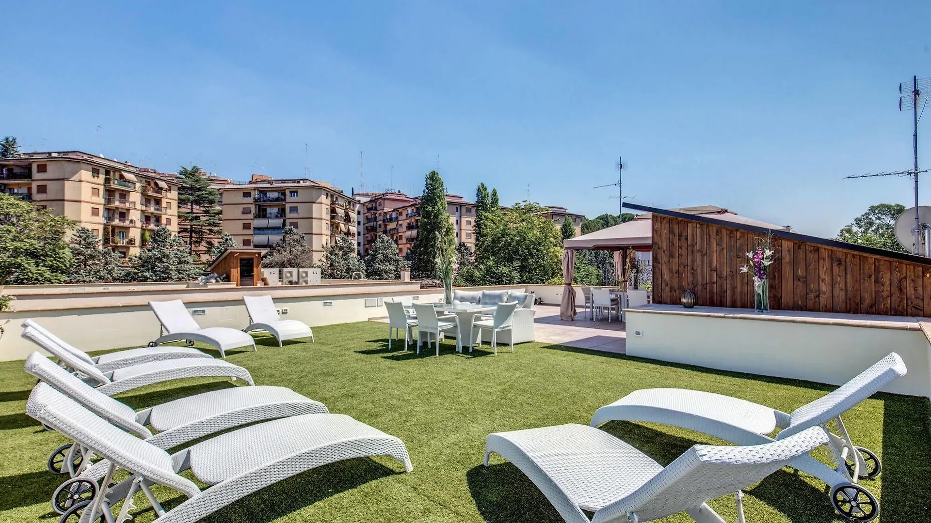 The Bricks Rome Hotel